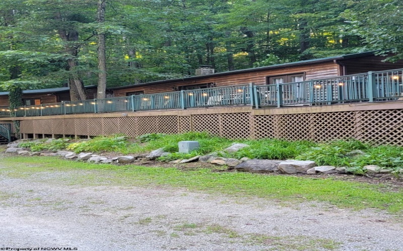 84 Scenic Ridge Road, Elkins, West Virginia 26241, ,Multi-unit/income,For Sale,Scenic Ridge,10152097