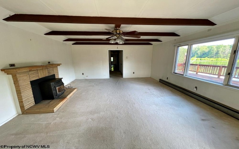 18 Lakeside Drive, Beverly, West Virginia 26253, 3 Bedrooms Bedrooms, 6 Rooms Rooms,2 BathroomsBathrooms,Single Family Detached,For Sale,Lakeside,10160364