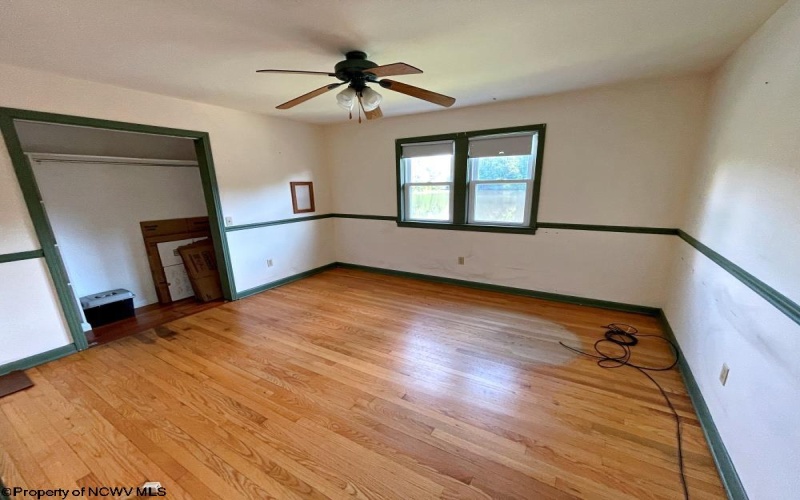 18 Lakeside Drive, Beverly, West Virginia 26253, 3 Bedrooms Bedrooms, 6 Rooms Rooms,2 BathroomsBathrooms,Single Family Detached,For Sale,Lakeside,10160364