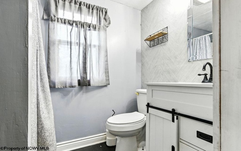 158 Columbia Street, West Union, West Virginia 26456, 4 Bedrooms Bedrooms, 9 Rooms Rooms,2 BathroomsBathrooms,Single Family Detached,For Sale,Columbia,10160365