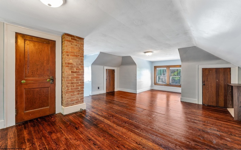 443 Melrose Street, Morgantown, West Virginia 26505, 4 Bedrooms Bedrooms, 7 Rooms Rooms,1 BathroomBathrooms,Single Family Detached,For Sale,Melrose,10160388