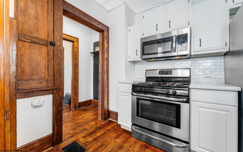 443 Melrose Street, Morgantown, West Virginia 26505, 4 Bedrooms Bedrooms, 7 Rooms Rooms,1 BathroomBathrooms,Single Family Detached,For Sale,Melrose,10160388