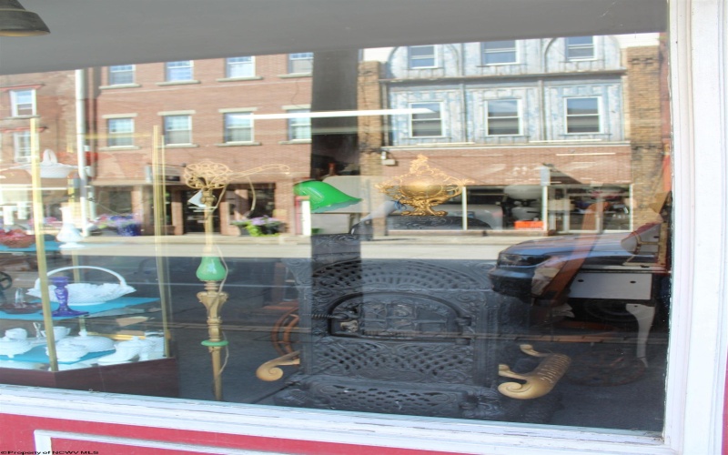145 Main Avenue, Weston, West Virginia 26452, ,Commercial/industrial,For Sale,Main,10160383