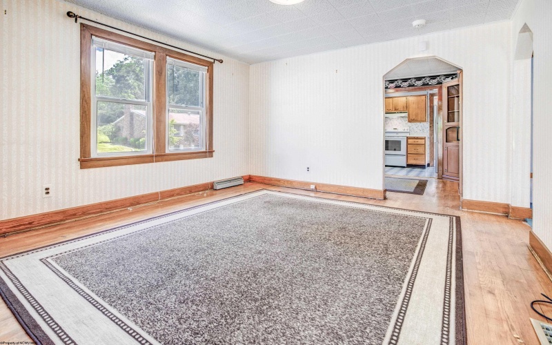 648 Astor Avenue, Morgantown, West Virginia 26501, 2 Bedrooms Bedrooms, 6 Rooms Rooms,1 BathroomBathrooms,Single Family Detached,For Sale,Astor,10160387