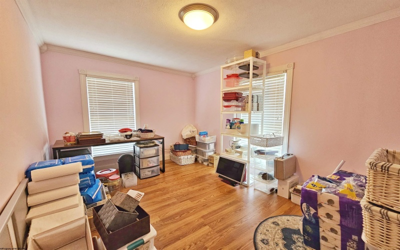 1602 Pike Street, Clarksburg, West Virginia 26301, 4 Bedrooms Bedrooms, 9 Rooms Rooms,2 BathroomsBathrooms,Single Family Detached,For Sale,Pike,10160377