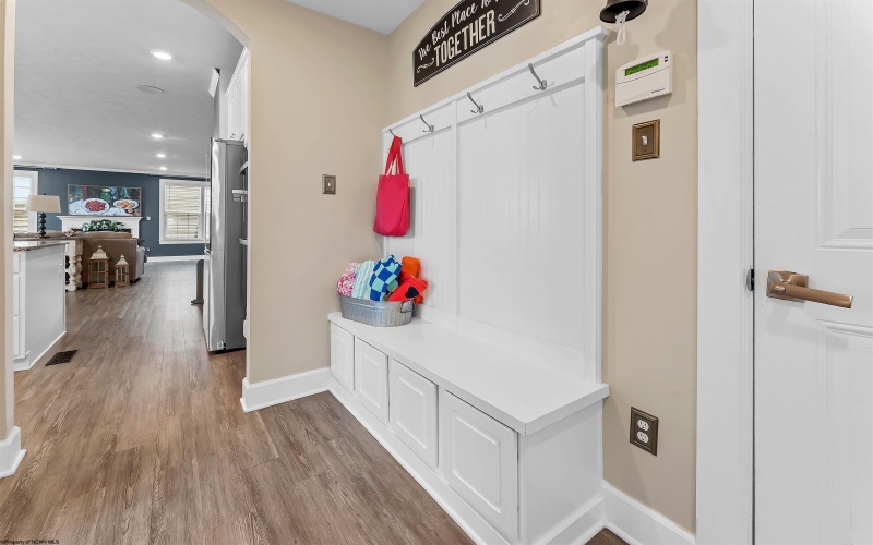 29 Wind Trail, Morgantown, West Virginia 26508, 4 Bedrooms Bedrooms, 14 Rooms Rooms,4 BathroomsBathrooms,Single Family Detached,For Sale,Wind,10160374