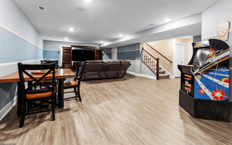 29 Wind Trail, Morgantown, West Virginia 26508, 4 Bedrooms Bedrooms, 14 Rooms Rooms,4 BathroomsBathrooms,Single Family Detached,For Sale,Wind,10160374