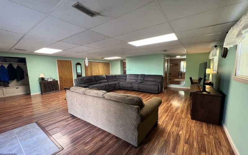600 King Street, Clarksburg, West Virginia 26301-3432, 4 Bedrooms Bedrooms, 7 Rooms Rooms,2 BathroomsBathrooms,Single Family Detached,For Sale,King,10160372