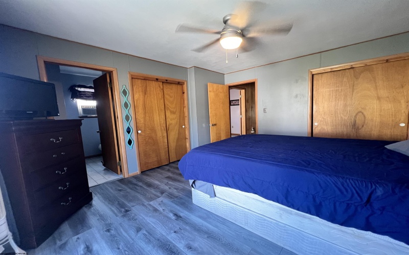 600 King Street, Clarksburg, West Virginia 26301-3432, 4 Bedrooms Bedrooms, 7 Rooms Rooms,2 BathroomsBathrooms,Single Family Detached,For Sale,King,10160372
