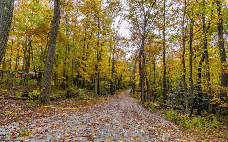 Lot 21 Snake Hill Road, Morgantown, West Virginia 26508, ,Lots/land,For Sale,Snake Hill,10160384