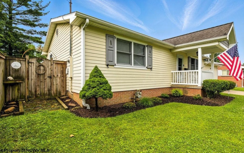 1118 Ridgewood Road, Fairmont, West Virginia 26554, 3 Bedrooms Bedrooms, 7 Rooms Rooms,2 BathroomsBathrooms,Single Family Detached,For Sale,Ridgewood,10160379