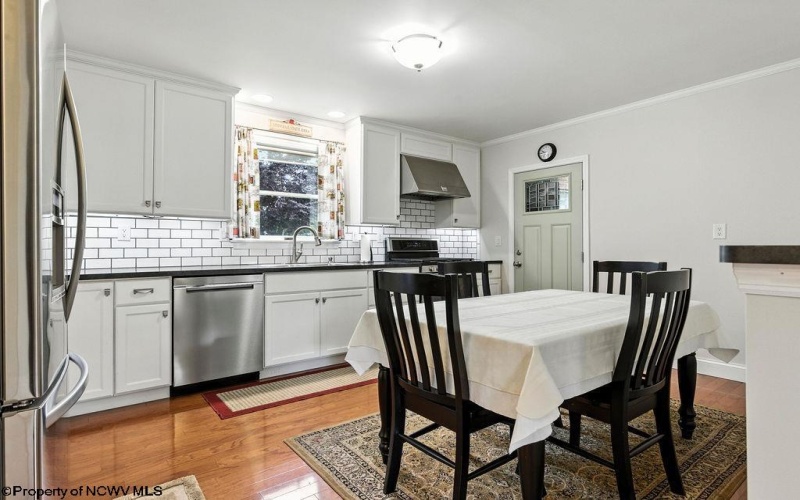 1118 Ridgewood Road, Fairmont, West Virginia 26554, 3 Bedrooms Bedrooms, 7 Rooms Rooms,2 BathroomsBathrooms,Single Family Detached,For Sale,Ridgewood,10160379