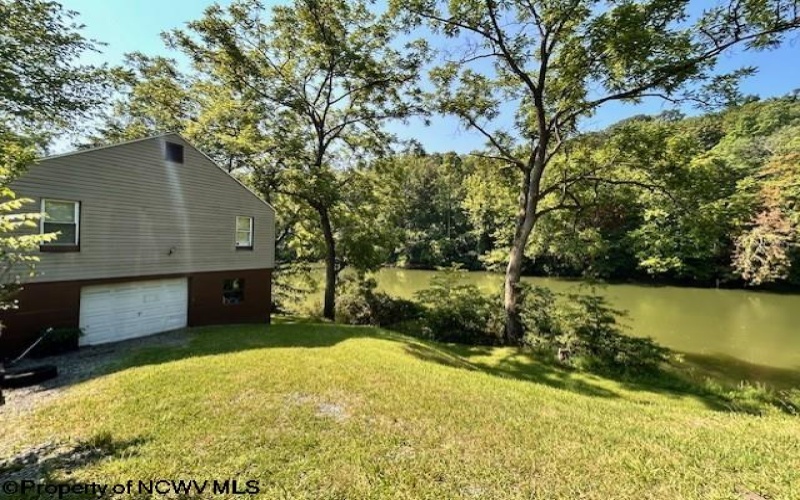 2349 Locust Avenue, Fairmont, West Virginia 26554, 2 Bedrooms Bedrooms, 4 Rooms Rooms,1 BathroomBathrooms,Single Family Detached,For Sale,Locust,10160378