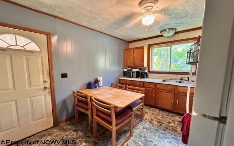 2349 Locust Avenue, Fairmont, West Virginia 26554, 2 Bedrooms Bedrooms, 4 Rooms Rooms,1 BathroomBathrooms,Single Family Detached,For Sale,Locust,10160378