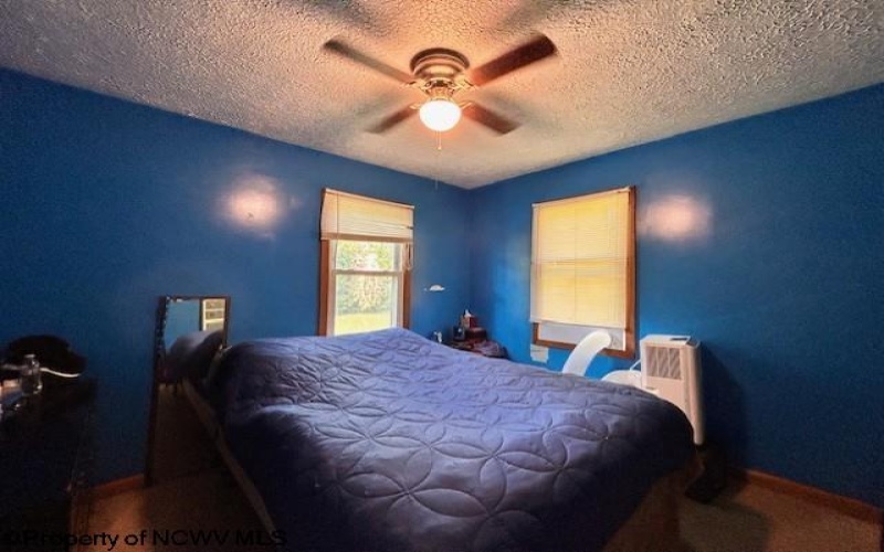2349 Locust Avenue, Fairmont, West Virginia 26554, 2 Bedrooms Bedrooms, 4 Rooms Rooms,1 BathroomBathrooms,Single Family Detached,For Sale,Locust,10160378