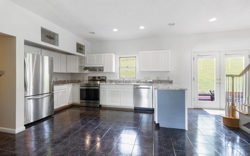 100 Graceland Road, Roanoke, West Virginia 26447, 3 Bedrooms Bedrooms, 8 Rooms Rooms,3 BathroomsBathrooms,Single Family Detached,For Sale,Graceland,10160385