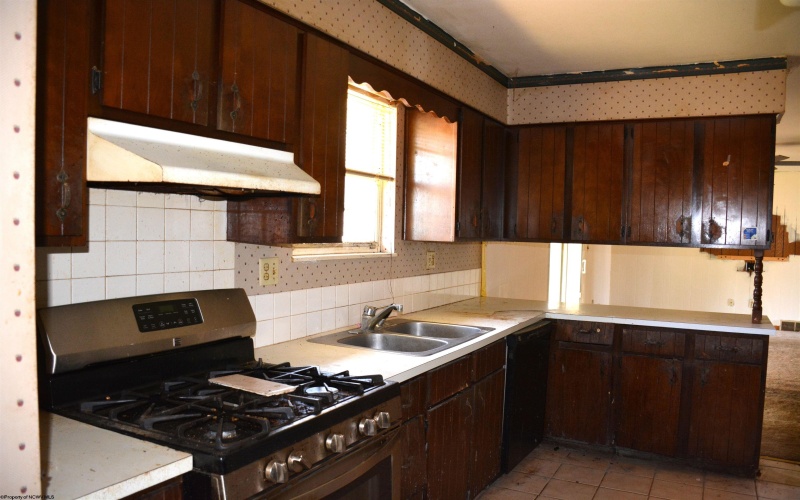 129 Vista Drive, Bridgeport, West Virginia 26330, 3 Bedrooms Bedrooms, 7 Rooms Rooms,2 BathroomsBathrooms,Single Family Detached,For Sale,Vista,10160390