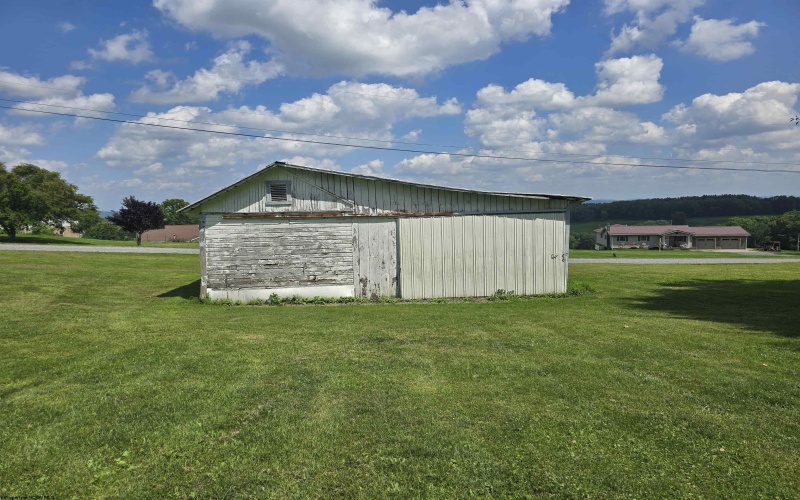4285 Kingwood Pike, Reedsville, West Virginia 26547, 3 Bedrooms Bedrooms, 6 Rooms Rooms,2 BathroomsBathrooms,Single Family Detached,For Sale,Kingwood,10160391