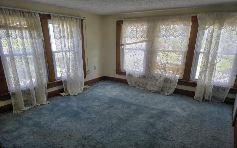 4285 Kingwood Pike, Reedsville, West Virginia 26547, 3 Bedrooms Bedrooms, 6 Rooms Rooms,2 BathroomsBathrooms,Single Family Detached,For Sale,Kingwood,10160391