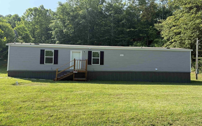 256 Florence Hollow Road, Mount Clare, West Virginia 26408, 2 Bedrooms Bedrooms, 5 Rooms Rooms,2 BathroomsBathrooms,Single Family Detached,For Sale,Florence Hollow,10160389