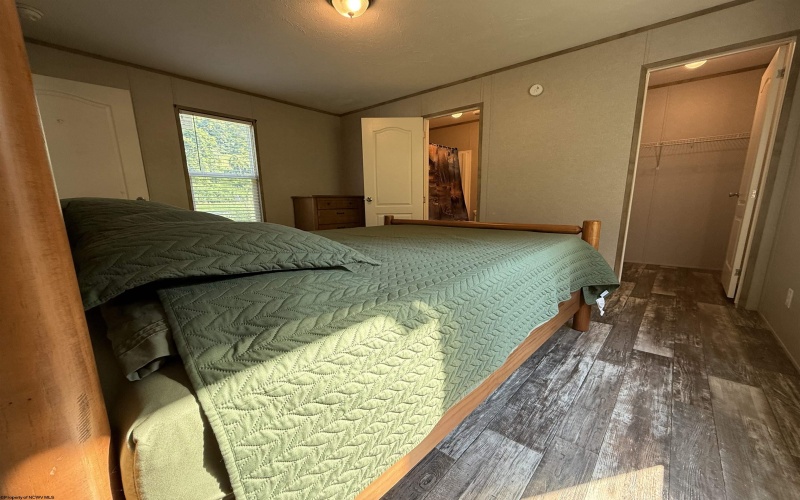 256 Florence Hollow Road, Mount Clare, West Virginia 26408, 2 Bedrooms Bedrooms, 5 Rooms Rooms,2 BathroomsBathrooms,Single Family Detached,For Sale,Florence Hollow,10160389