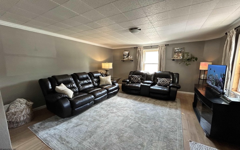 3392 Earl l Core Road, Morgantown, West Virginia 26508, 2 Bedrooms Bedrooms, 5 Rooms Rooms,1 BathroomBathrooms,Single Family Detached,For Sale,Earl l Core,10160405