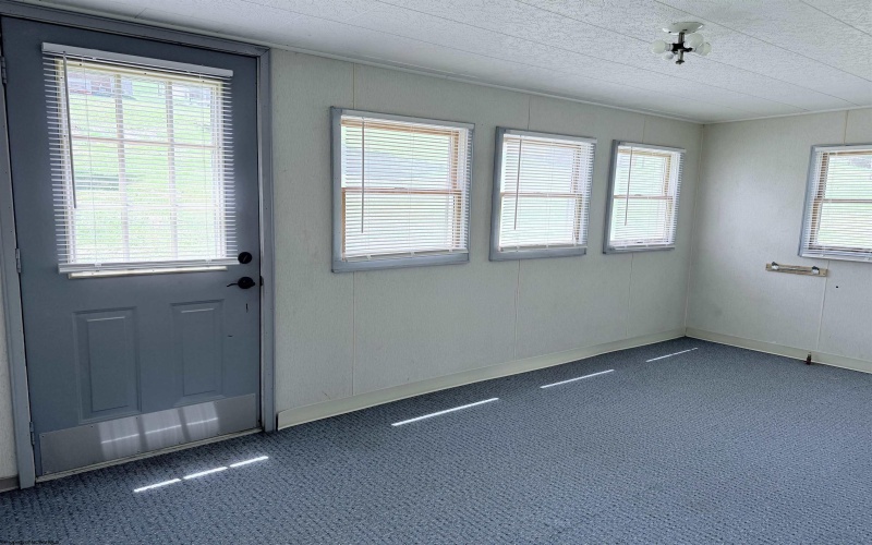 1615 Fairmont Avenue, Clarksburg, West Virginia 26301, 3 Bedrooms Bedrooms, 5 Rooms Rooms,1 BathroomBathrooms,Single Family Detached,For Sale,Fairmont,10160393