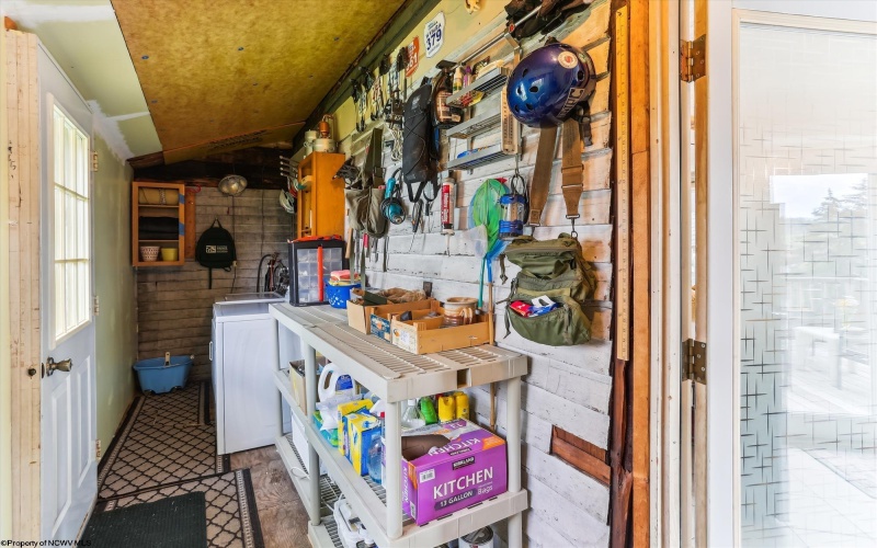 627 Henry Avenue, Davis, West Virginia 26260, 3 Bedrooms Bedrooms, 7 Rooms Rooms,1 BathroomBathrooms,Single Family Detached,For Sale,Henry,10160404
