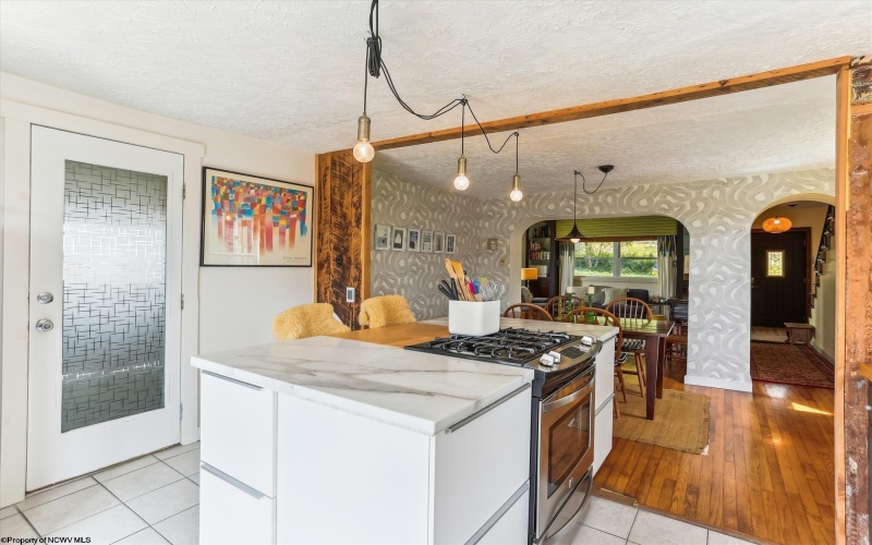 627 Henry Avenue, Davis, West Virginia 26260, 3 Bedrooms Bedrooms, 7 Rooms Rooms,1 BathroomBathrooms,Single Family Detached,For Sale,Henry,10160404
