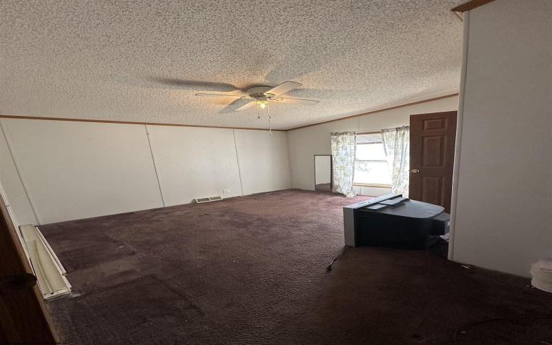 17 Factory Street, Buckhannon, West Virginia 26201, 3 Bedrooms Bedrooms, 6 Rooms Rooms,1 BathroomBathrooms,Single Family Detached,For Sale,Factory,10158602