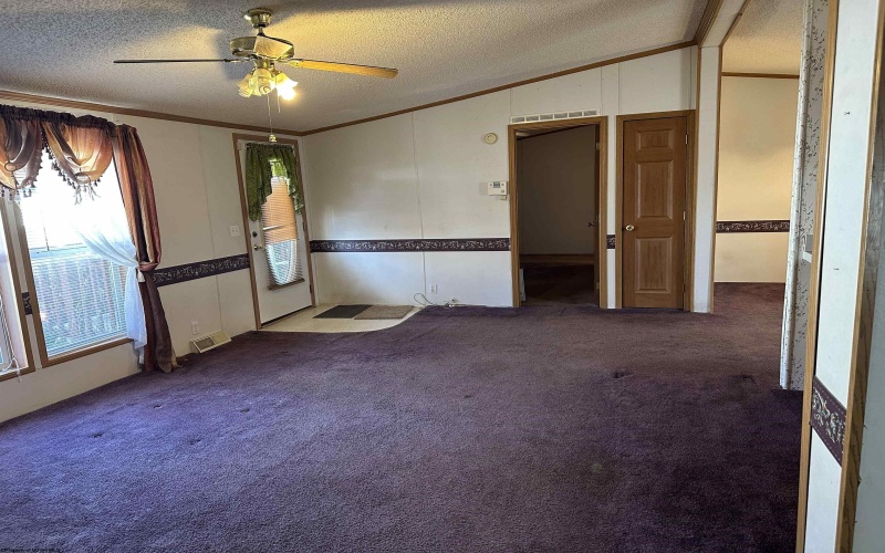 17 Factory Street, Buckhannon, West Virginia 26201, 3 Bedrooms Bedrooms, 6 Rooms Rooms,1 BathroomBathrooms,Single Family Detached,For Sale,Factory,10158602