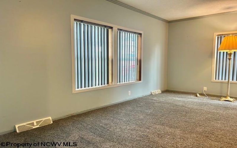 105 Valley View Lane, Fairmont, West Virginia 26554, 3 Bedrooms Bedrooms, 8 Rooms Rooms,2 BathroomsBathrooms,Single Family Detached,For Sale,Valley View,10160398