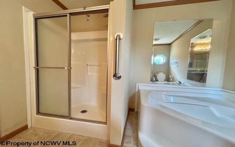 105 Valley View Lane, Fairmont, West Virginia 26554, 3 Bedrooms Bedrooms, 8 Rooms Rooms,2 BathroomsBathrooms,Single Family Detached,For Sale,Valley View,10160398