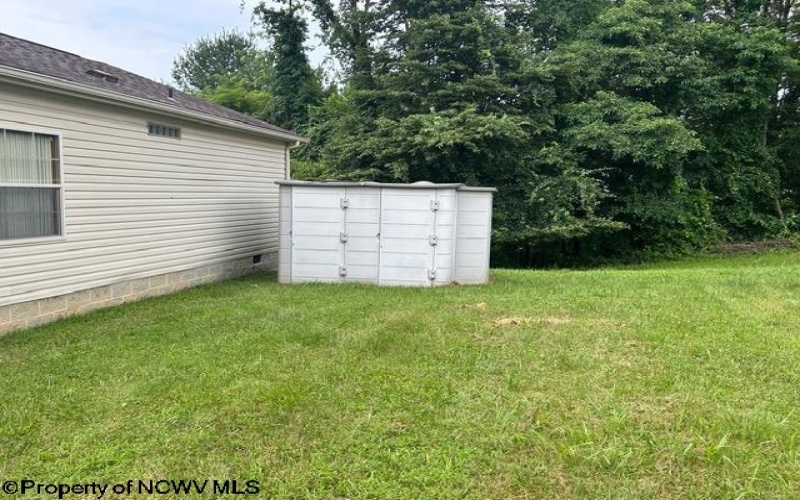 105 Valley View Lane, Fairmont, West Virginia 26554, 3 Bedrooms Bedrooms, 8 Rooms Rooms,2 BathroomsBathrooms,Single Family Detached,For Sale,Valley View,10160398