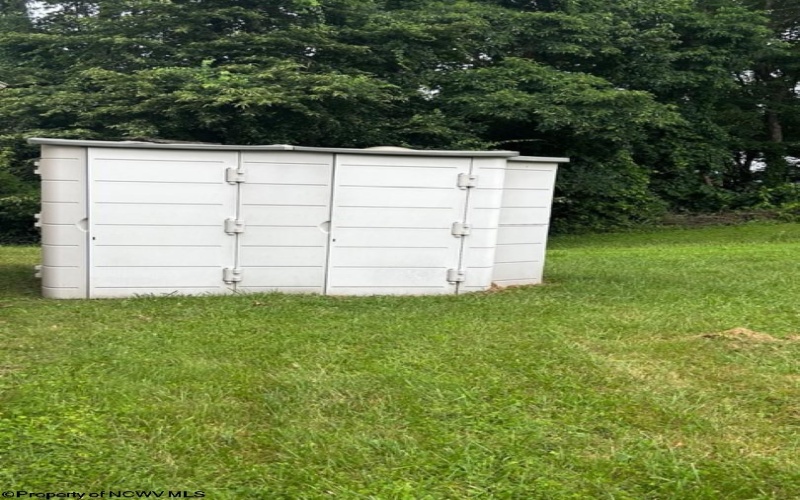 105 Valley View Lane, Fairmont, West Virginia 26554, 3 Bedrooms Bedrooms, 8 Rooms Rooms,2 BathroomsBathrooms,Single Family Detached,For Sale,Valley View,10160398