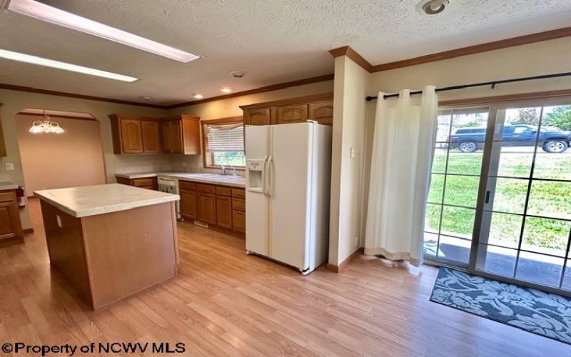 105 Valley View Lane, Fairmont, West Virginia 26554, 3 Bedrooms Bedrooms, 8 Rooms Rooms,2 BathroomsBathrooms,Single Family Detached,For Sale,Valley View,10160398