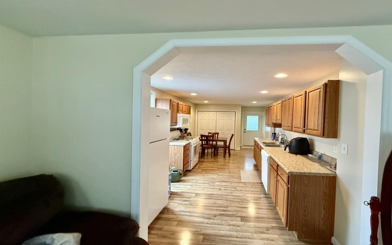 1101 15th Street, Clarksburg, West Virginia 26301, 2 Bedrooms Bedrooms, 4 Rooms Rooms,1 BathroomBathrooms,Single Family Detached,For Sale,15th,10160397