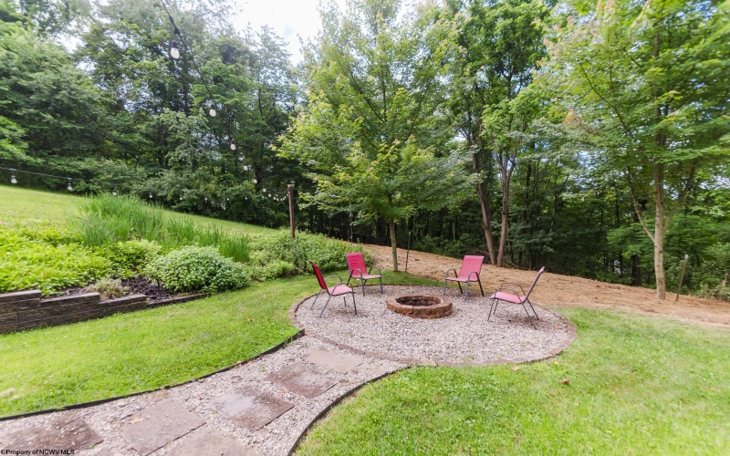 48 Edencourt Lane, Fairmont, West Virginia 26554, 2 Bedrooms Bedrooms, 6 Rooms Rooms,2 BathroomsBathrooms,Single Family Detached,For Sale,Edencourt,10160400