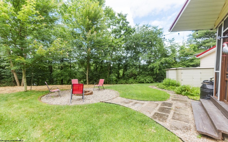 48 Edencourt Lane, Fairmont, West Virginia 26554, 2 Bedrooms Bedrooms, 6 Rooms Rooms,2 BathroomsBathrooms,Single Family Detached,For Sale,Edencourt,10160400