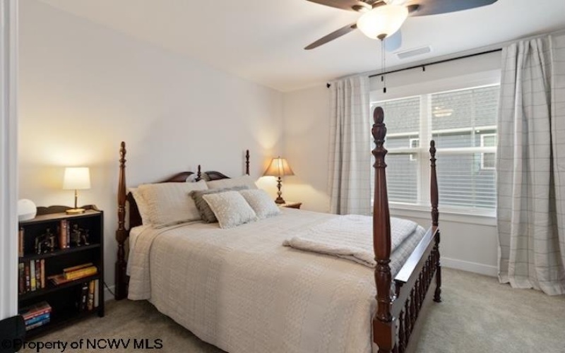 211 Norwood Court, Morgantown, West Virginia 26508, 5 Bedrooms Bedrooms, 10 Rooms Rooms,4 BathroomsBathrooms,Single Family Detached,For Sale,Norwood,10160401