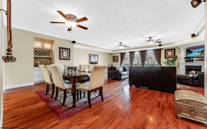 14 Waterside Drive, Morgantown, West Virginia 26508, 3 Bedrooms Bedrooms, 8 Rooms Rooms,3 BathroomsBathrooms,Single Family Attached,For Sale,Waterside,10160410