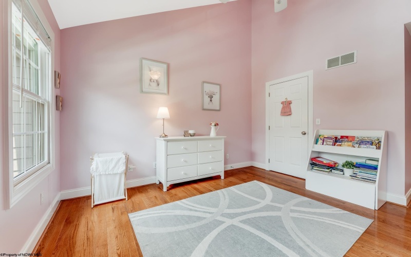 14 Waterside Drive, Morgantown, West Virginia 26508, 3 Bedrooms Bedrooms, 8 Rooms Rooms,3 BathroomsBathrooms,Single Family Attached,For Sale,Waterside,10160410