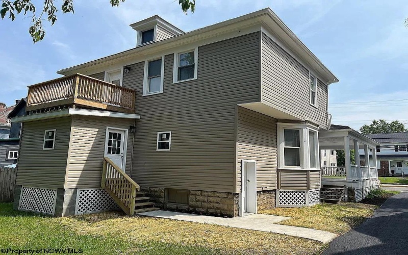 45 Florida Street, Buckhannon, West Virginia 26201, 4 Bedrooms Bedrooms, 9 Rooms Rooms,2 BathroomsBathrooms,Single Family Detached,For Sale,Florida,10160409