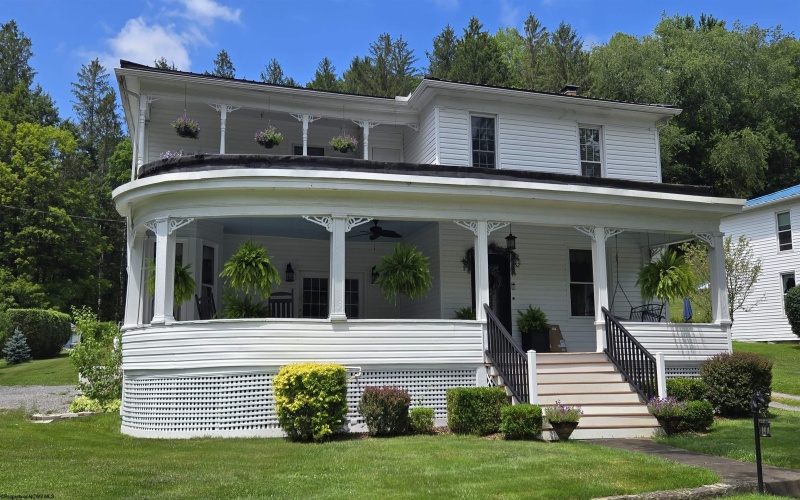 52 Cherry Hill Road, Philippi, West Virginia 26416-7688, 3 Bedrooms Bedrooms, 8 Rooms Rooms,2 BathroomsBathrooms,Single Family Detached,For Sale,Cherry Hill,10160411