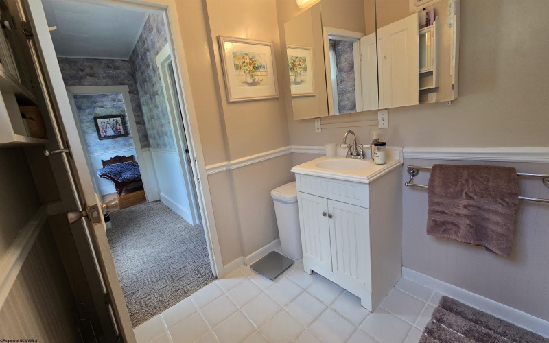 52 Cherry Hill Road, Philippi, West Virginia 26416-7688, 3 Bedrooms Bedrooms, 8 Rooms Rooms,2 BathroomsBathrooms,Single Family Detached,For Sale,Cherry Hill,10160411
