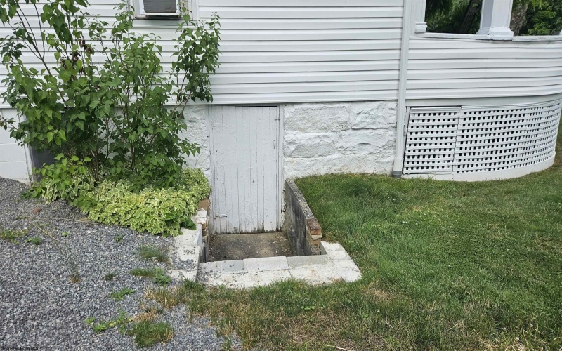 52 Cherry Hill Road, Philippi, West Virginia 26416-7688, 3 Bedrooms Bedrooms, 8 Rooms Rooms,2 BathroomsBathrooms,Single Family Detached,For Sale,Cherry Hill,10160411