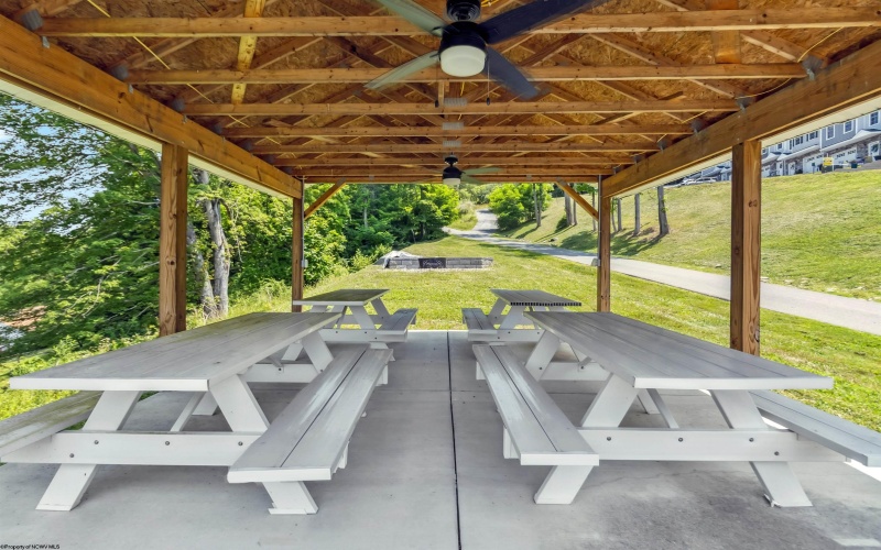 8 Misty Lane, Fairmont, West Virginia 26554-5802, 3 Bedrooms Bedrooms, 7 Rooms Rooms,2 BathroomsBathrooms,Single Family Attached,For Sale,Misty,10160415