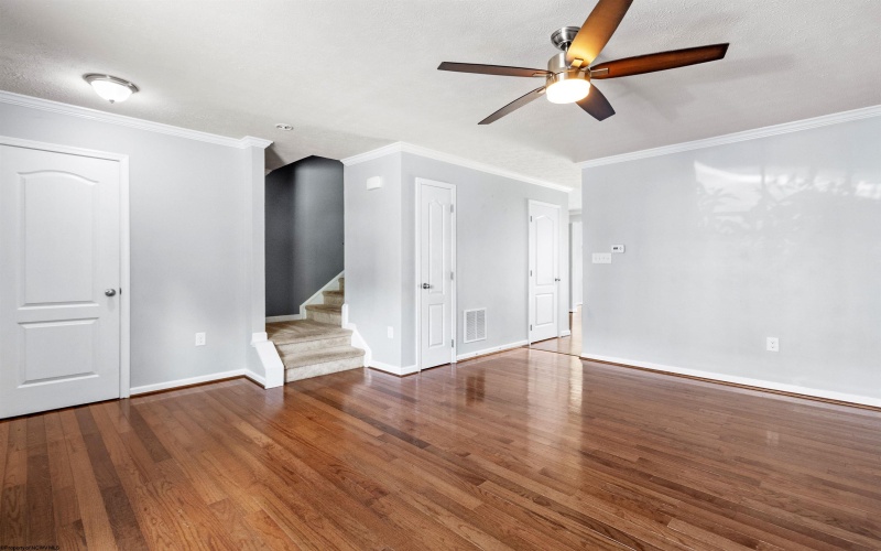 306 Turquoise Lane, Morgantown, West Virginia 26508, 3 Bedrooms Bedrooms, 4 Rooms Rooms,2 BathroomsBathrooms,Single Family Attached,For Sale,Turquoise,10160417