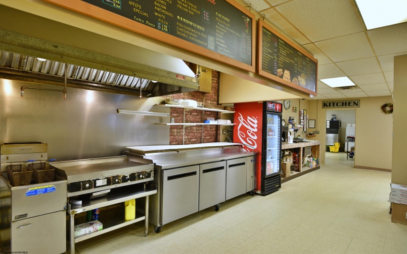 104 Park Boulevard, Clarksburg, West Virginia 26301, ,Commercial/industrial,For Sale,Park,10160418