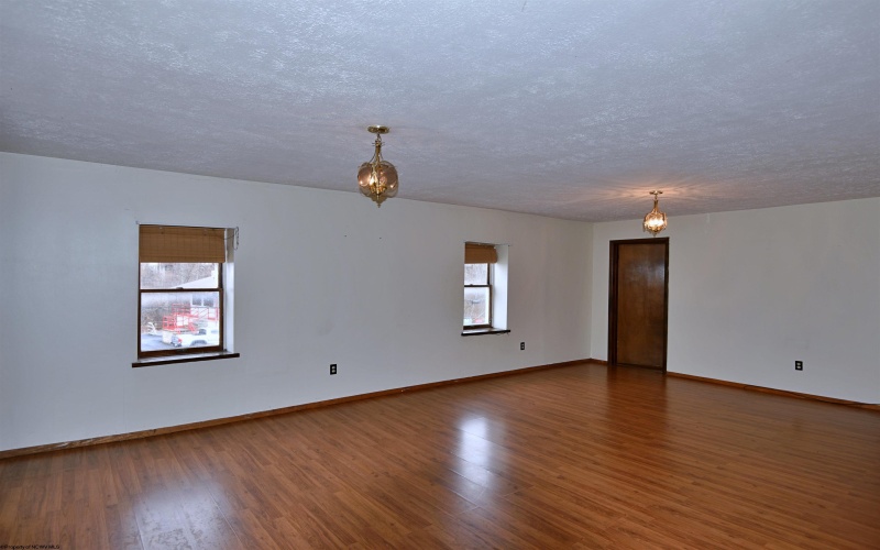 104 Park Boulevard, Clarksburg, West Virginia 26301, ,Commercial/industrial,For Sale,Park,10160418